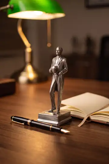 Ataturk Statuette in Stainless Steel, Handcast Desk Sculpture 6