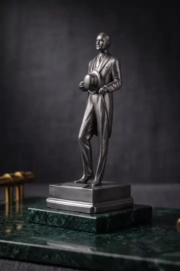 Ataturk Statuette in Stainless Steel, Handcast Desk Sculpture 5